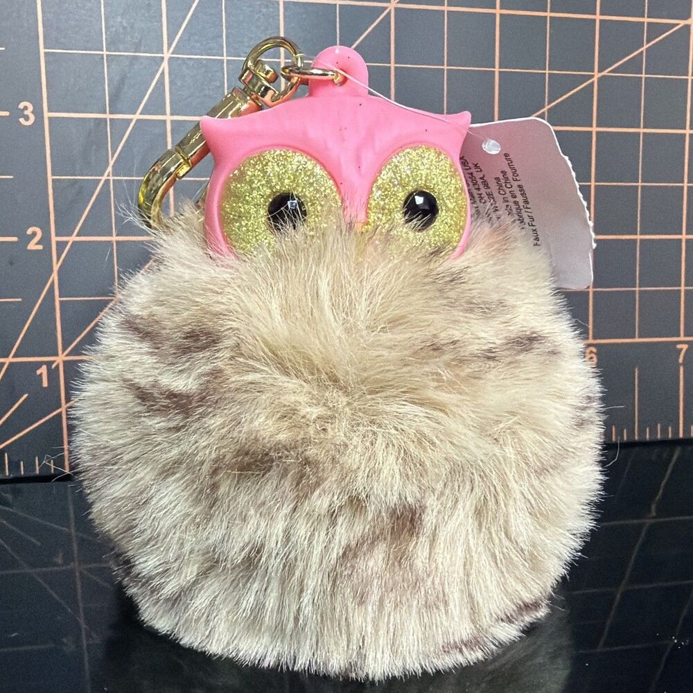 Bath & Body Works Pink Fuzzy Fluffy Owl Clip On Pocket - Bac Holder Rare New wot